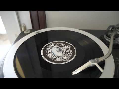 Dosis Decibel 06 - A2 - Sam-C - End Of An Age