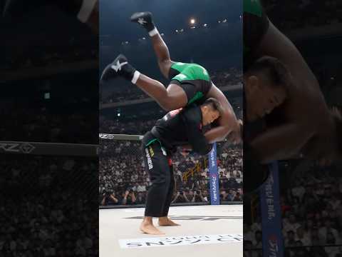 【神業！肘と膝の同時極め】柔術 vs ボクシング #異種格闘技 #Boxing #JiuJitsu