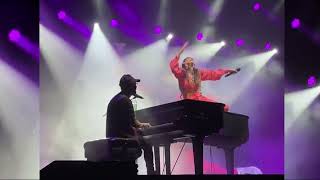 India Martínez - Un Ramito de Violetas Plaza de España de Sevilla Icónica Fest (10/10/21)