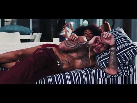 MC Paulin da Capital e Hungria Hip Hop - Carolina do Céu - Foi No Corre (VideoClipe)