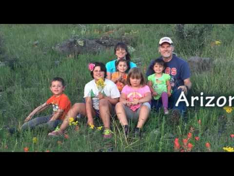 Arizona Parents Adopt Five Siblings So They Aren’t Split Up in Foster Care System