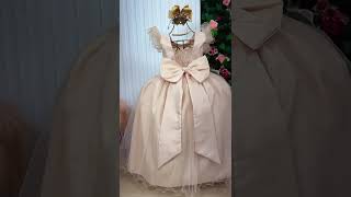 Vídeo de Vestido Infantil Menina Longo Dourado Realeza