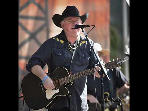 Jon Langford Reflects On His Multi-Media Abilities