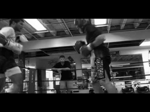 Arthur Biyarslanov ( Chechenec boxer iz Canadi )