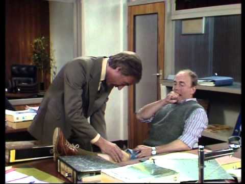 De Collega's S02e7 - De Bijverdienste