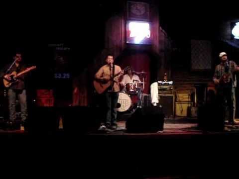 YouTube_-_Bill_Swearingen_on_Drums_playing_at_Midnight_Rodeo_with_Brent_Allen_Band.flv