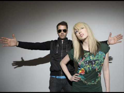 GAROTOS DISCO CLUB The Tings Tings-Thats Not My Name CLUB MIX