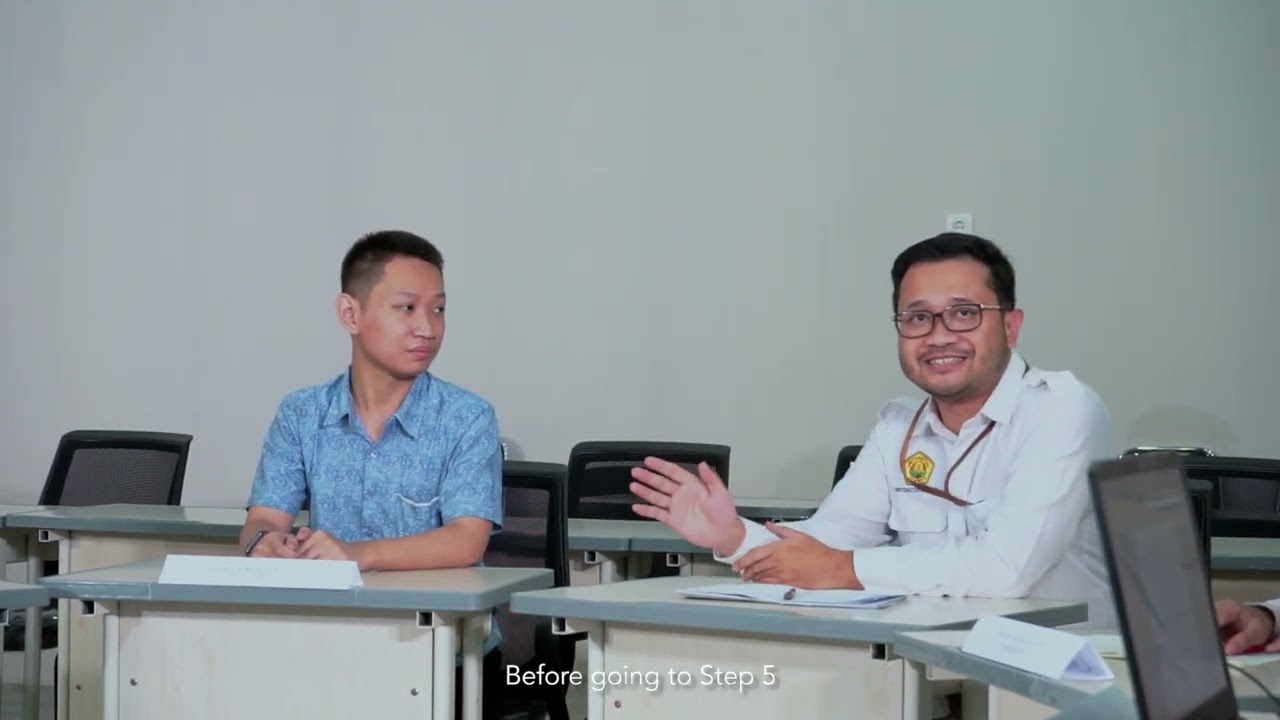 PELAKSANAAN TUTORIAL MENGGUNAKAN SEVEN JUMPS PBL