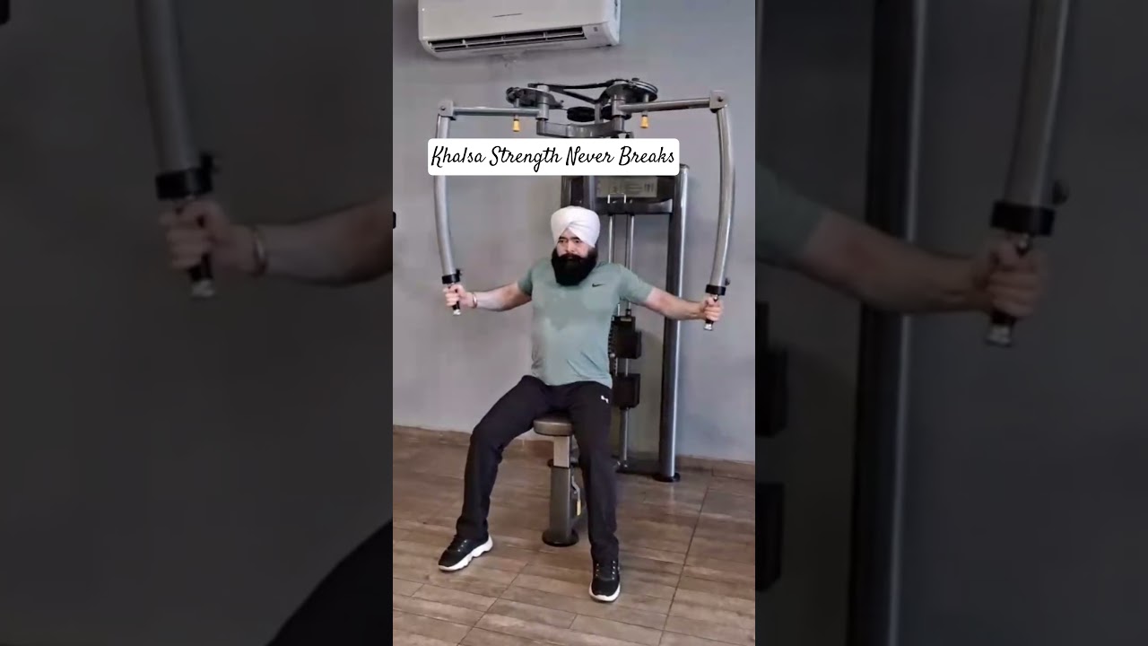 Singh Aa Gaya Gym Ch 🔥 #GymWorkout​ #FitnessGoals​ #StrengthTraining​ #SculptedBack​ #workoutzone​