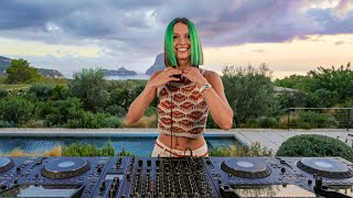 Download lagu Miss Monique - Es Vedrà (Ibiza, Spain) [Melodic Techno, Progressive House DJ Mix] mp3