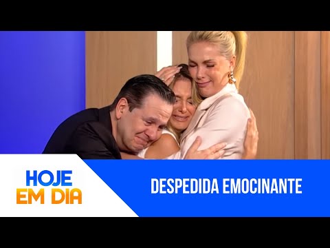 Ticiane Pinheiro bids farewell with an emotional speech and a surprise from the 'Hoje em Dia' team.