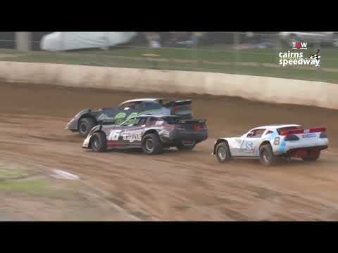 Sep 17th S1 at TWW Cairns Speedway - Super Sedans heat 1