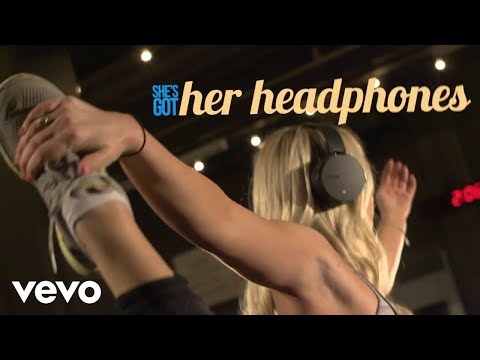 Jackie Lee - Headphones (Official Lyric Video)