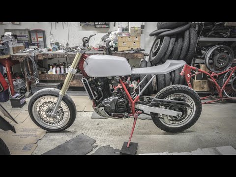 SUZUKI DR 650 custom SUPERMOTO project EP2 "Building a new subframe"