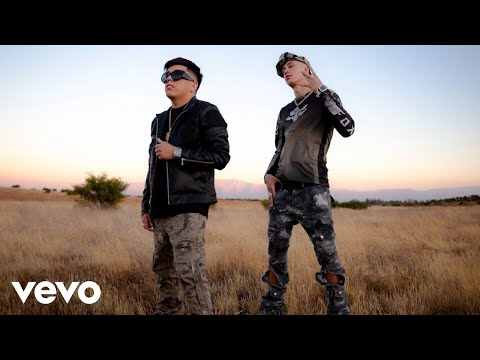 Martinwhite, King Savagge - PACHANGA (Video Oficial)