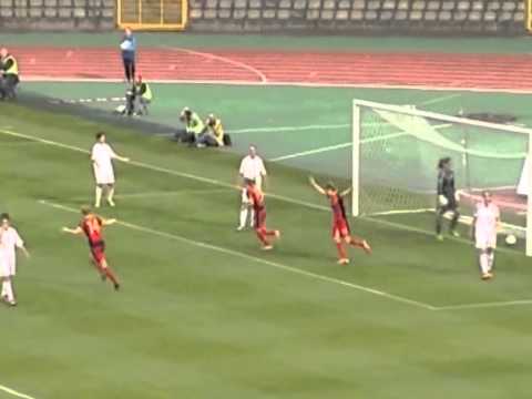 SPORT   FUTBOLL   FEMRA   SHQIPERI GREQI NE TVSH      ABK