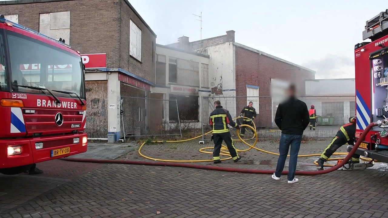 Brand in leegstand pand in Winschoten