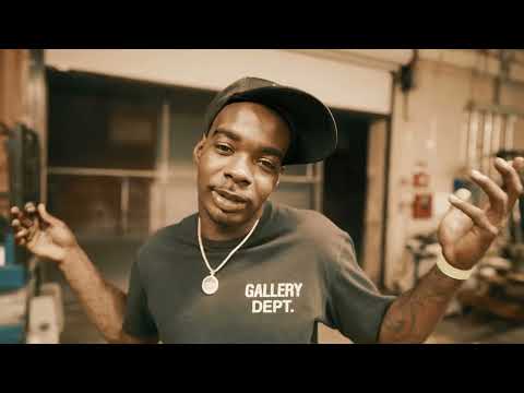 1900 Records Journey to a million (Shot by @FlyGuyVeezy)