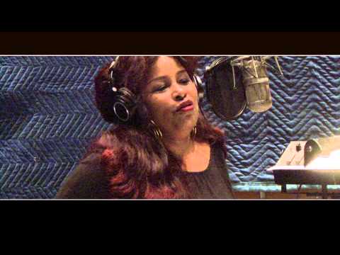 CHAKA KHAN  recording " Alive" with Nicolosiproductions, at Capitol studios -  L. A.