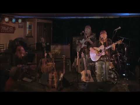 TERRY TUFTS - MARYLOU IN BURGUNDY