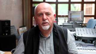 Peter Gabriel speaks of the loss of Nelson Mandela