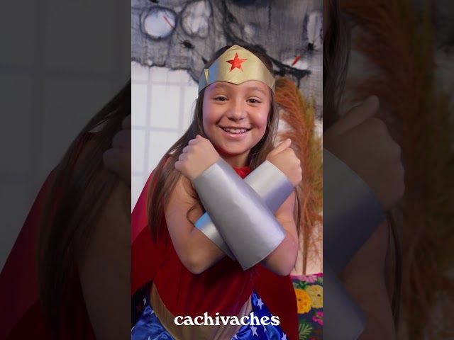 Vídeo relacionado con Gothden Disfraz de túnica con capucha capa caballero elegante conjunto completo Halloween Cosplay fiesta de disfraces