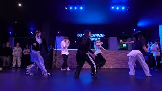 Choreography by Sebastian Skov // Waitin - Kelela &amp; Kaytranada