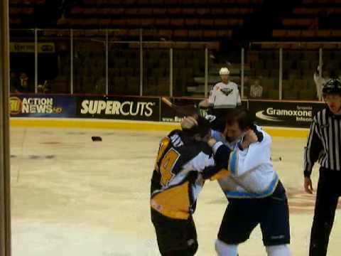 Milan Maslonka vs Kyle Hagel