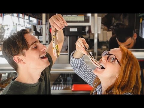 Comida Holandesa - Comer ARENQUE CRU! (Rotterdam, Holanda)