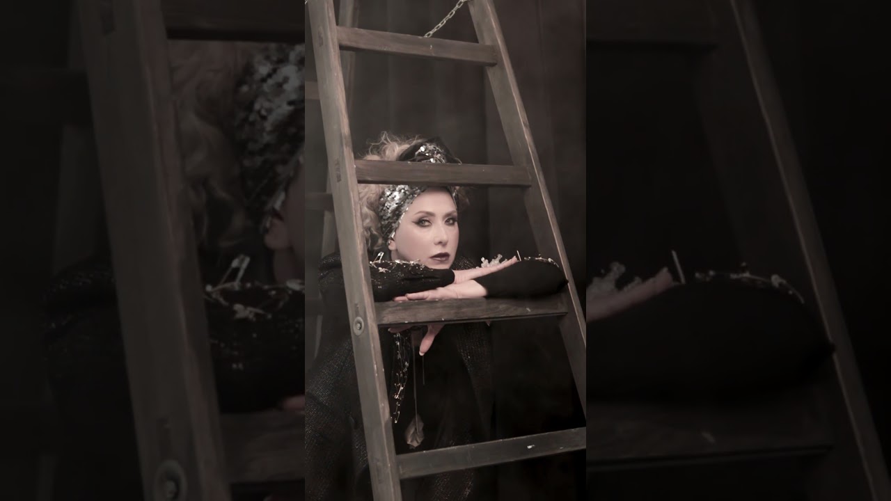 Anna De Bekkar - Interview with Model | BleachFilm Magazine