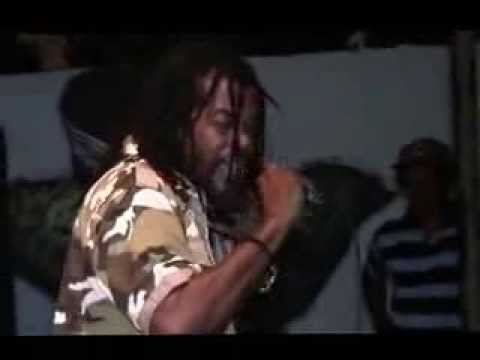 SINGING VERNON LIVE @REGGAE KULCHA SHOCK oct 2013 Part 1