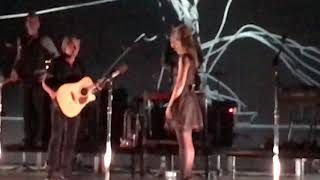 Ilse de Lange and Rob Crosby - When We Don’t Talk