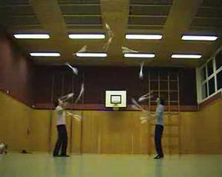 world record in 12 club passing (70 catches)