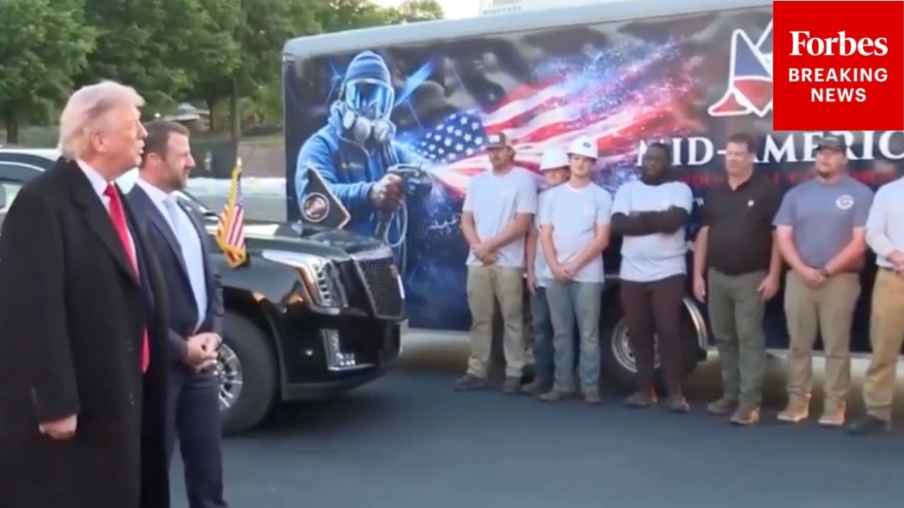 Video | Trump To Laborers: 'Does Anybody Think Iran Should Have A Nuclear Weapon So They Can Blow You Up?'