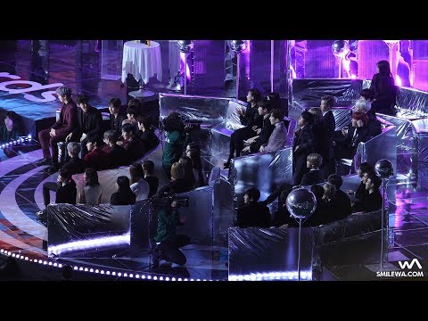 171202 워너원, 트와이스, 방탄소년단, EXO, 아이유, 정은지 대기석 Reaction '따르릉' 4K 직캠 @멜론 뮤직 어워드 (MMA) 4K Fancam by -wA-