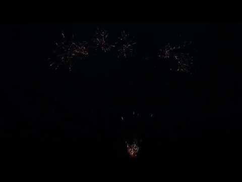 New-Art Pyrotechnics Cake Demo(91)- 30mm 49s chrys mine to chrys.