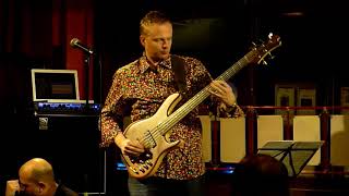 The boy with a gun (cover)