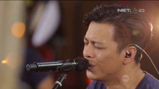 Download lagu Noah - Menunggumu (Live at Breakout) mp3