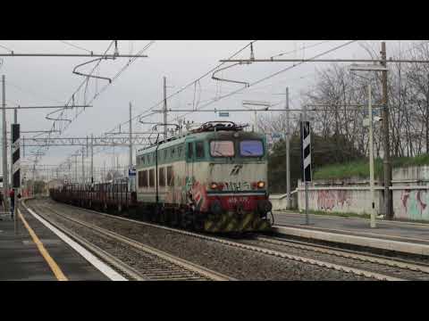 E655.475 + carri pianali con barre di ferro