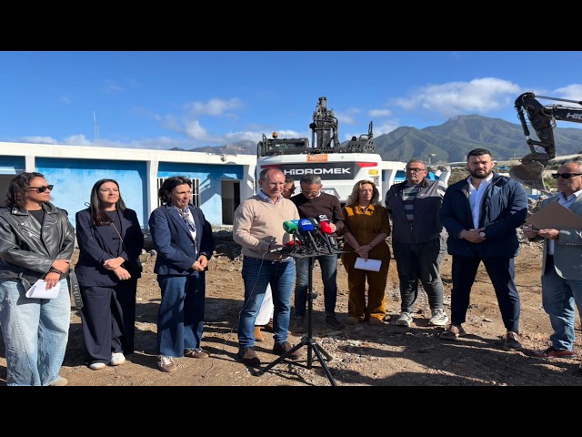 Las palas ya trabajan en la demolición del colegio de La Laguna, en La Palma