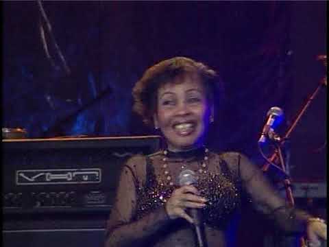 Elizabeth Ramsey and RJ Jacinto - Rock 'n' Roll Medley (DZRJ 40th Anniversary, 2003)