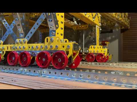 Meccano Fishguard Titan Giant Block Setting Crane
