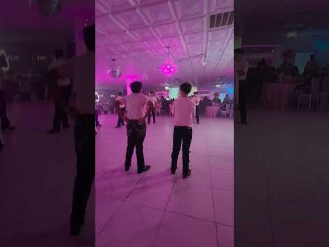 ANY MEXICANS 🇲🇽 HERE 👇 #quinceañera #dance #myquince #rumbatony