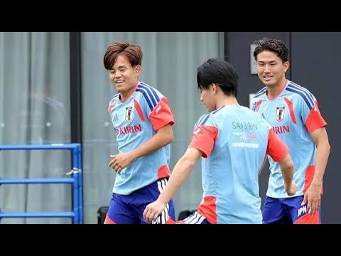 久保建英が“8番”継承へ…南野との約束に涙😭⚽日本代表の新時代が始まる!#久保建英 #日本代表 #ワールドカップ #サッカー日本代表
