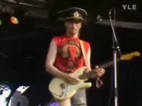 Sielun Veljet: Kuka Teki Huorin (live @ Provinssirock 1986)