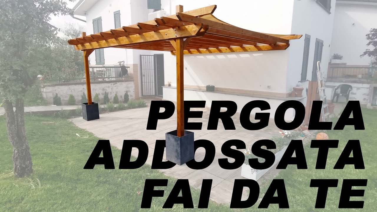 Pergola addossata