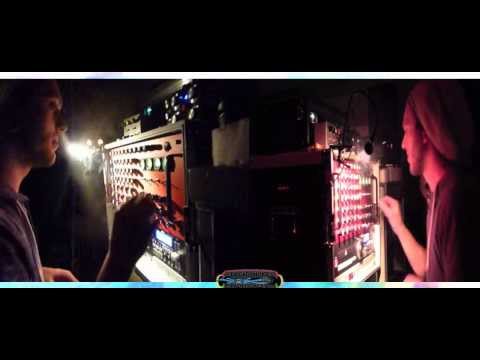 BUNNINGTON JUDAH & UNIFICATION SOUNDSYSTEM (uk\b) - jah guide ''dubplate mix pt6 @ gent 21-12 -2013