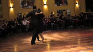Pocas palabras - Frank Obregón y Jenny Gil en Soho Tango