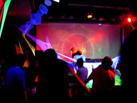 4.12.10 Microcosmos: Alienapia - Magic Magnification