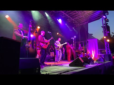 Ray Hot Collins Club killing it at the Firebirds Festival 2022!! 🔥